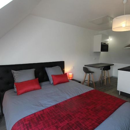 Studio Ouest Cuisine Prive Proche Centre Ville Loudeac Exterior photo